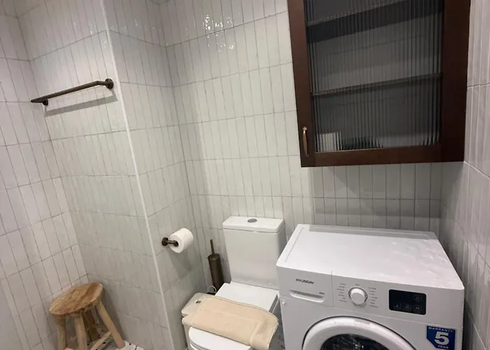 The Retro Kato 2 Min To The 아파트