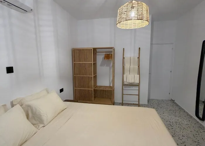 The Retro Kato 2 Min To The *