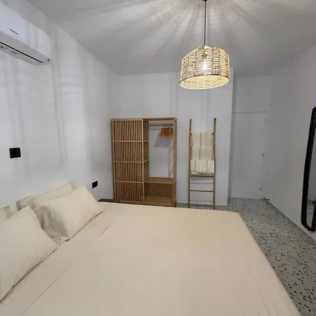 The Retro Kato 2 Min To The *