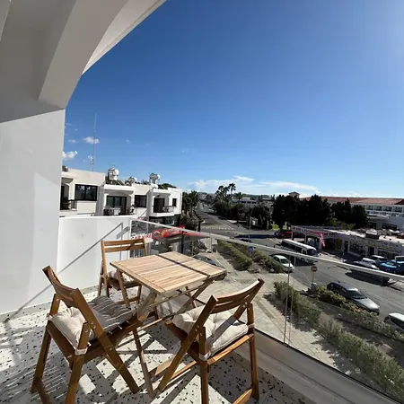 The Retro Kato 2 Min To The *